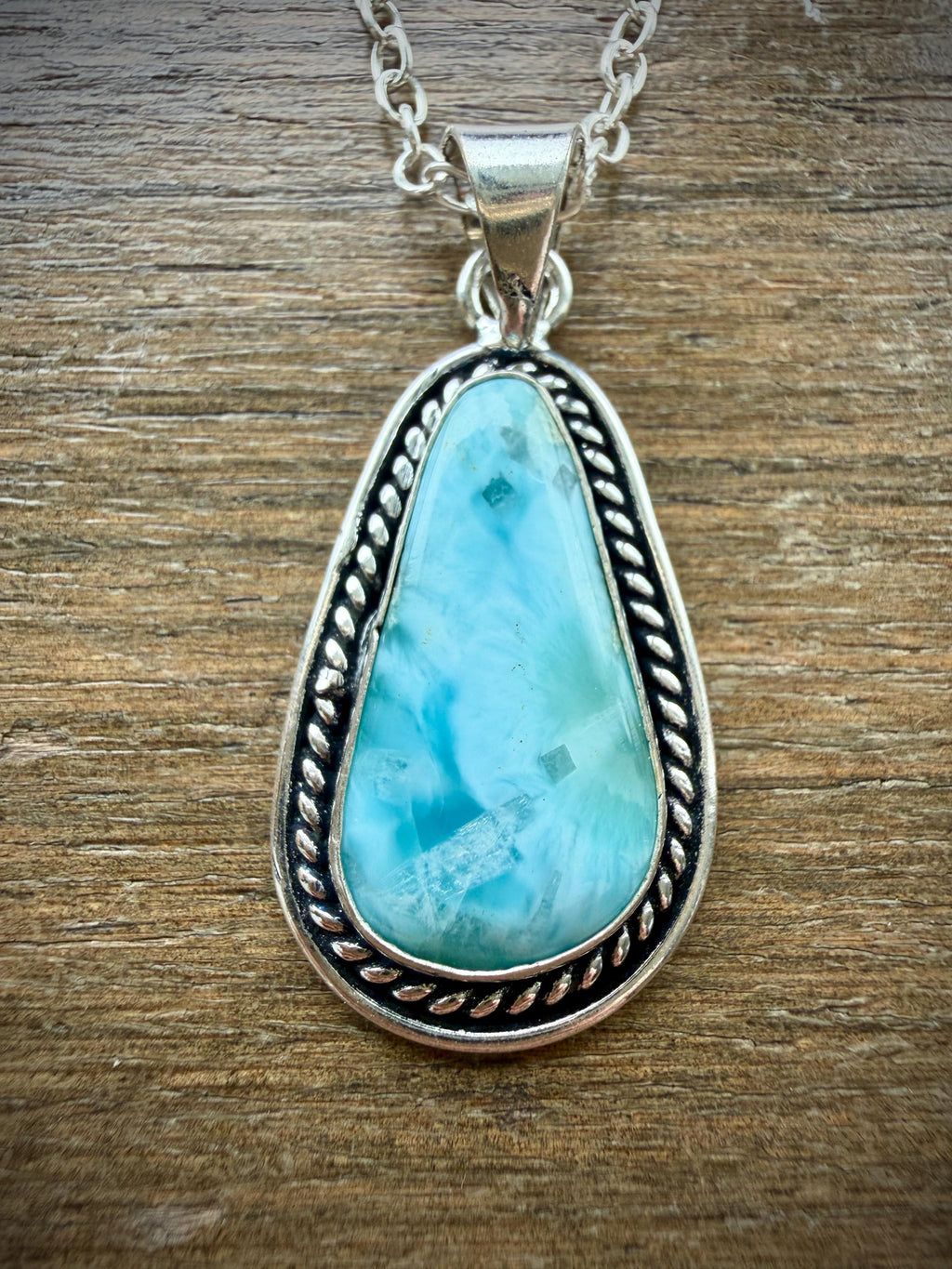 Atlantean Queen Spirit Vessel Necklace for Unshakable Inner Power, Magick Amulet