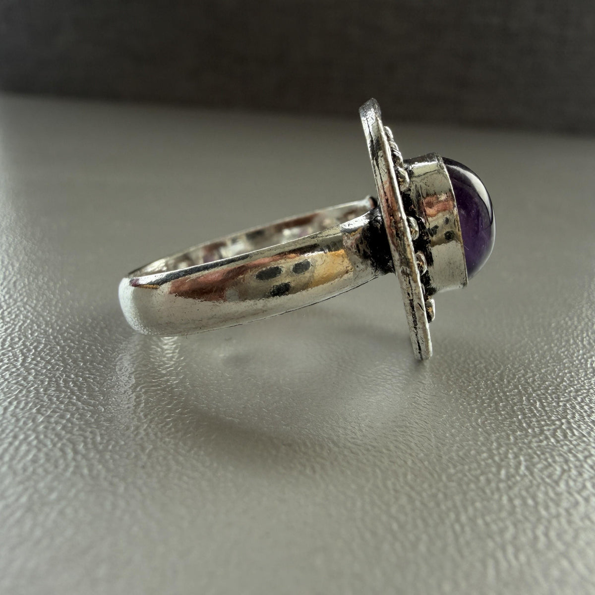 Italian Vampire Witch Spirit Vessel Ring, 1000-Year Bound Vampire Companion