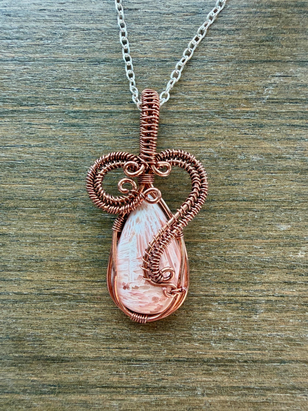 Aurelia Love Amulet Spirit companion Beauty Magick Pendant