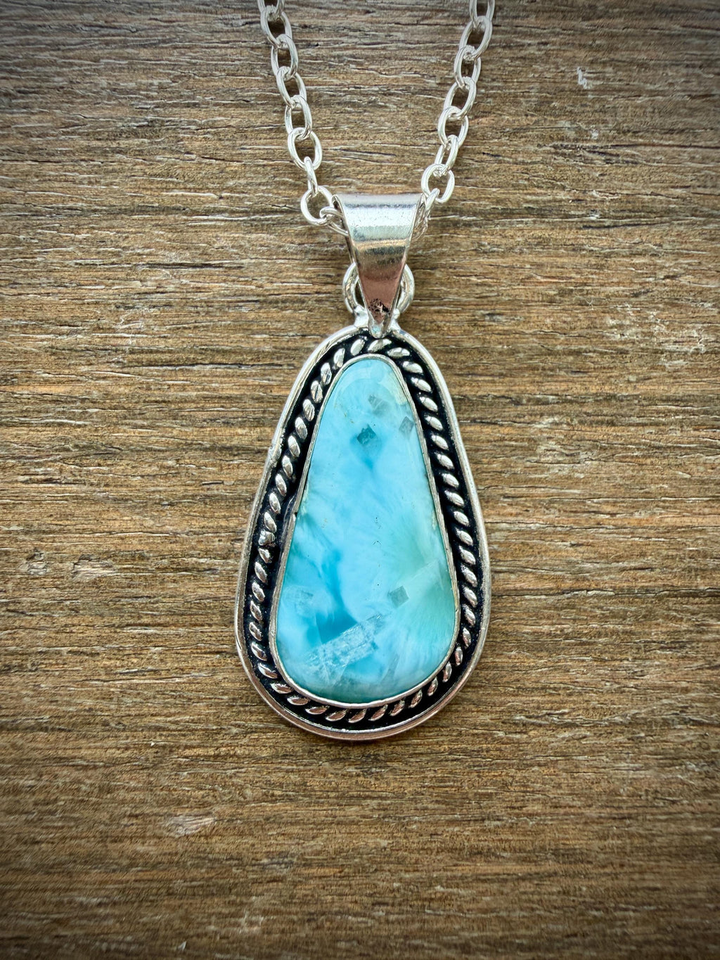Atlantean Queen Spirit Vessel Necklace for Unshakable Inner Power, Magick Amulet