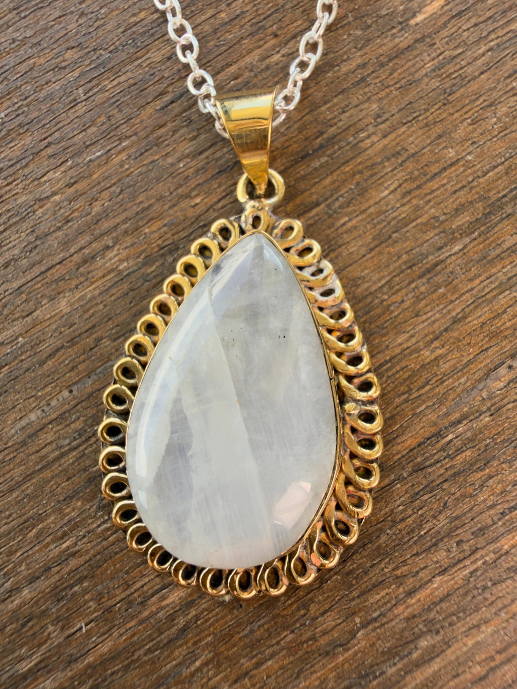 Vampire Spirit Vessel Necklace for Youthful Beauty Magick and Vitality