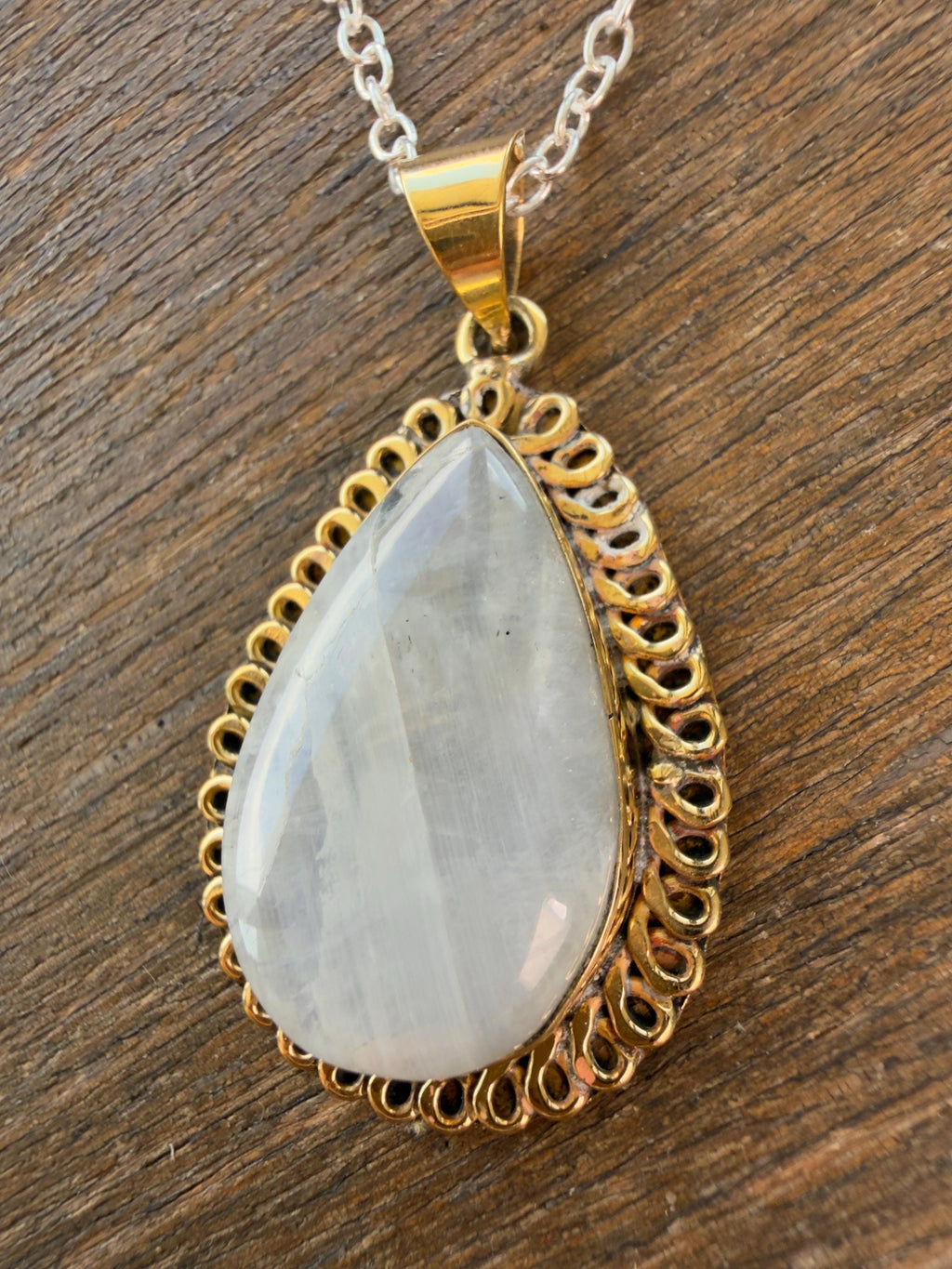 Vampire Spirit Vessel Necklace for Youthful Beauty Magick and Vitality
