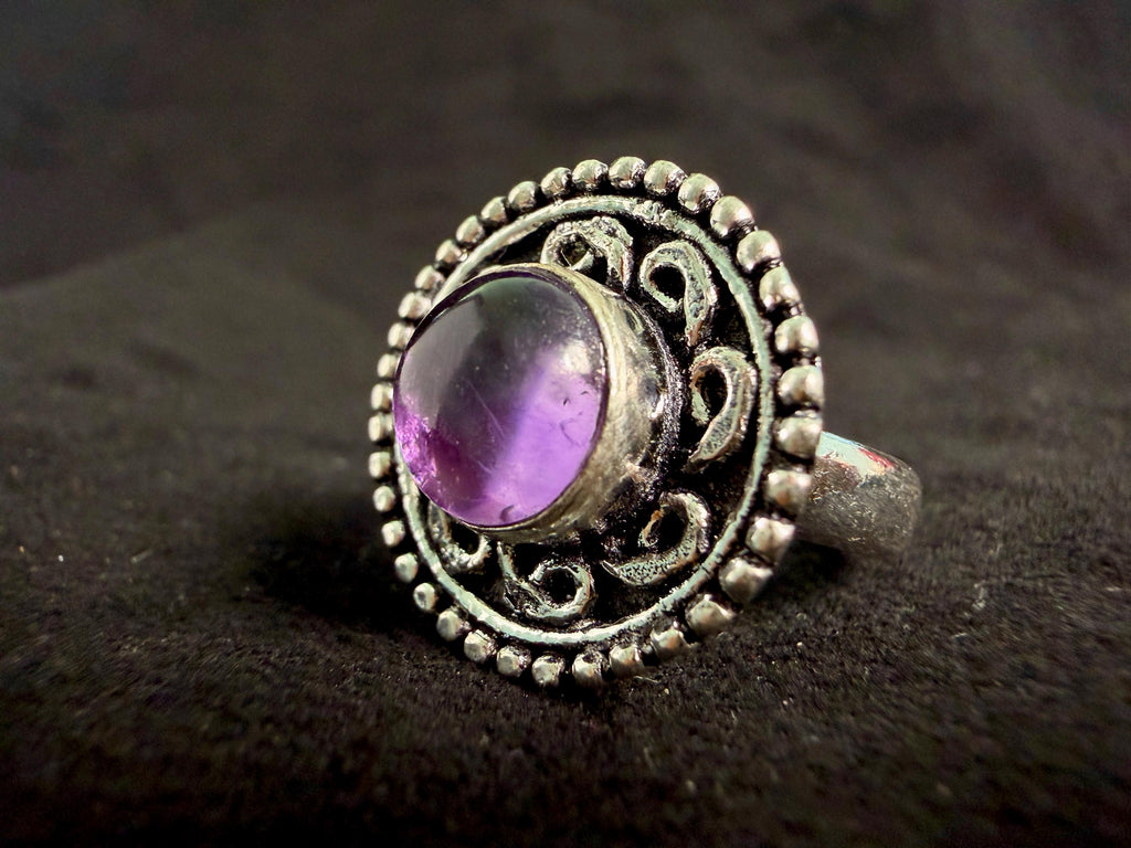 Lilith of the Iron Veil Apex Spirit Vessel Ring · Sovereignty, Fierce Protection & Dark Magnetism