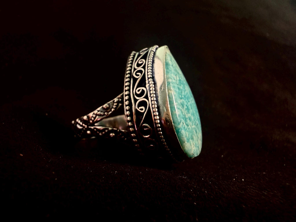 Ice Dragon Familiar Ring · Niveus Dragon Spirit Vessel · Protection Amulet, Cold Clarity & Strategic Patience