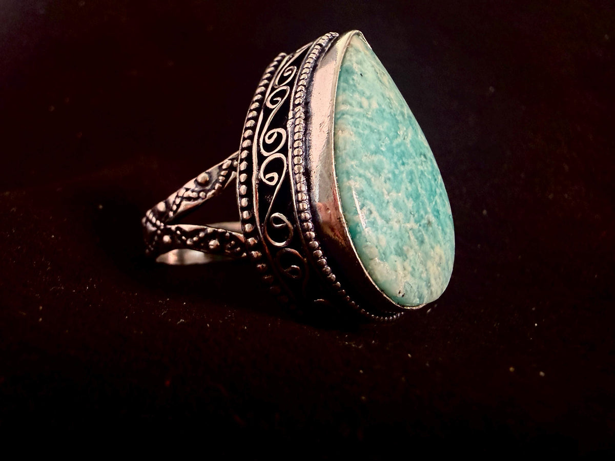 Ice Dragon Familiar Ring · Niveus Dragon Spirit Vessel · Protection Amulet, Cold Clarity & Strategic Patience