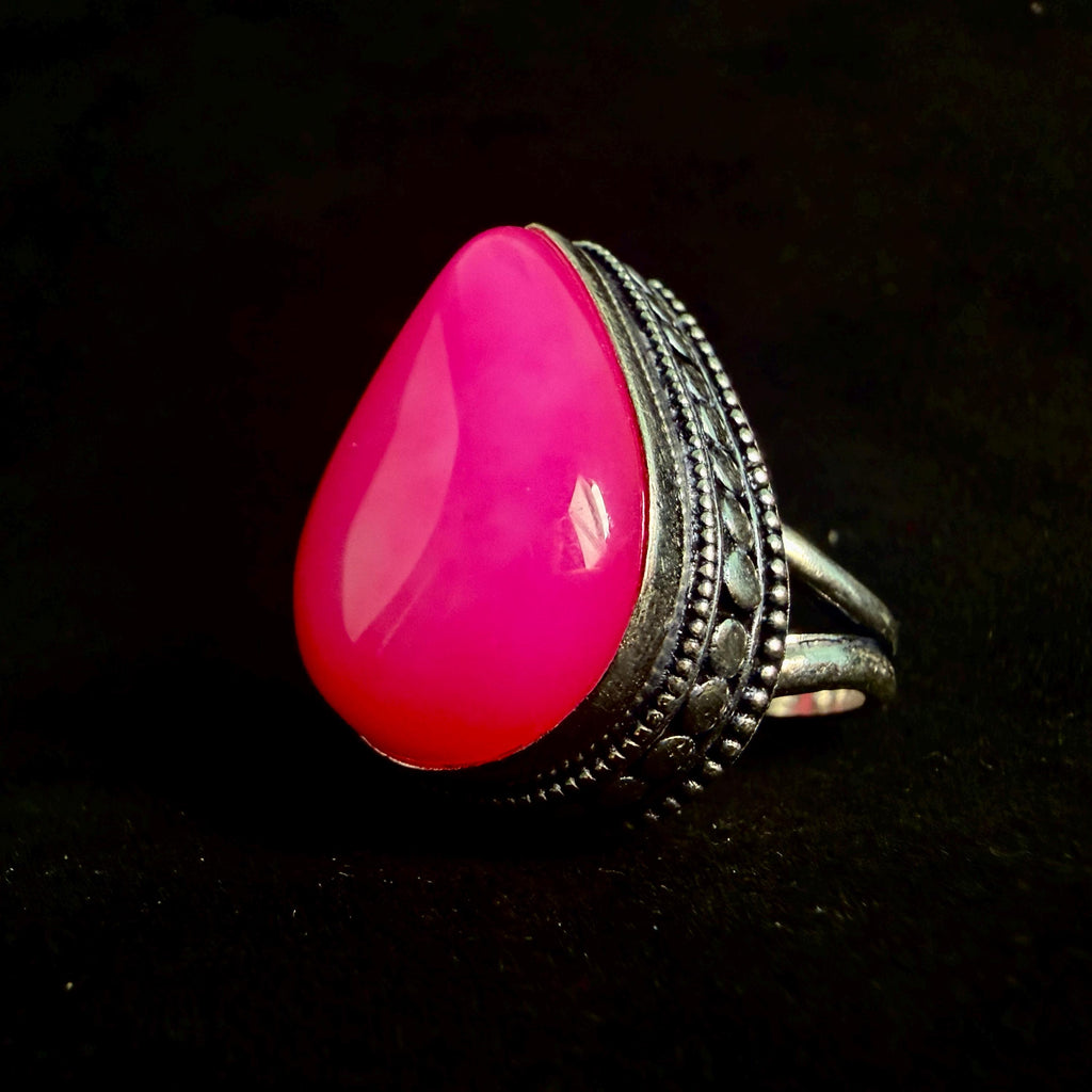 Pearl Cuttlefish Familiar Ring · Spirit Vessel of Adaptation, Social Intelligence, Camouflage & Strategic Reinvention