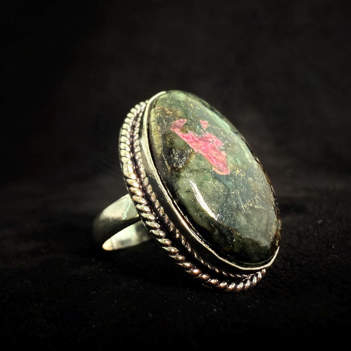 Fallen Seraph Angel Ring · Cassia Neratia Spirit Vessel · Charisma, Confidence, Visibility, Radiance & Sovereign Presence