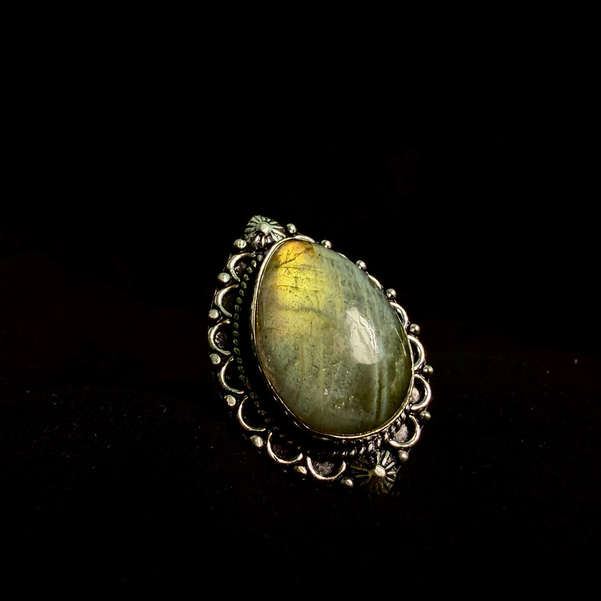 Aurethiel Angelic Guardian King Ring · Hybrid Celestial Spirit Vessel · Protection Magick, Command, Wisdom