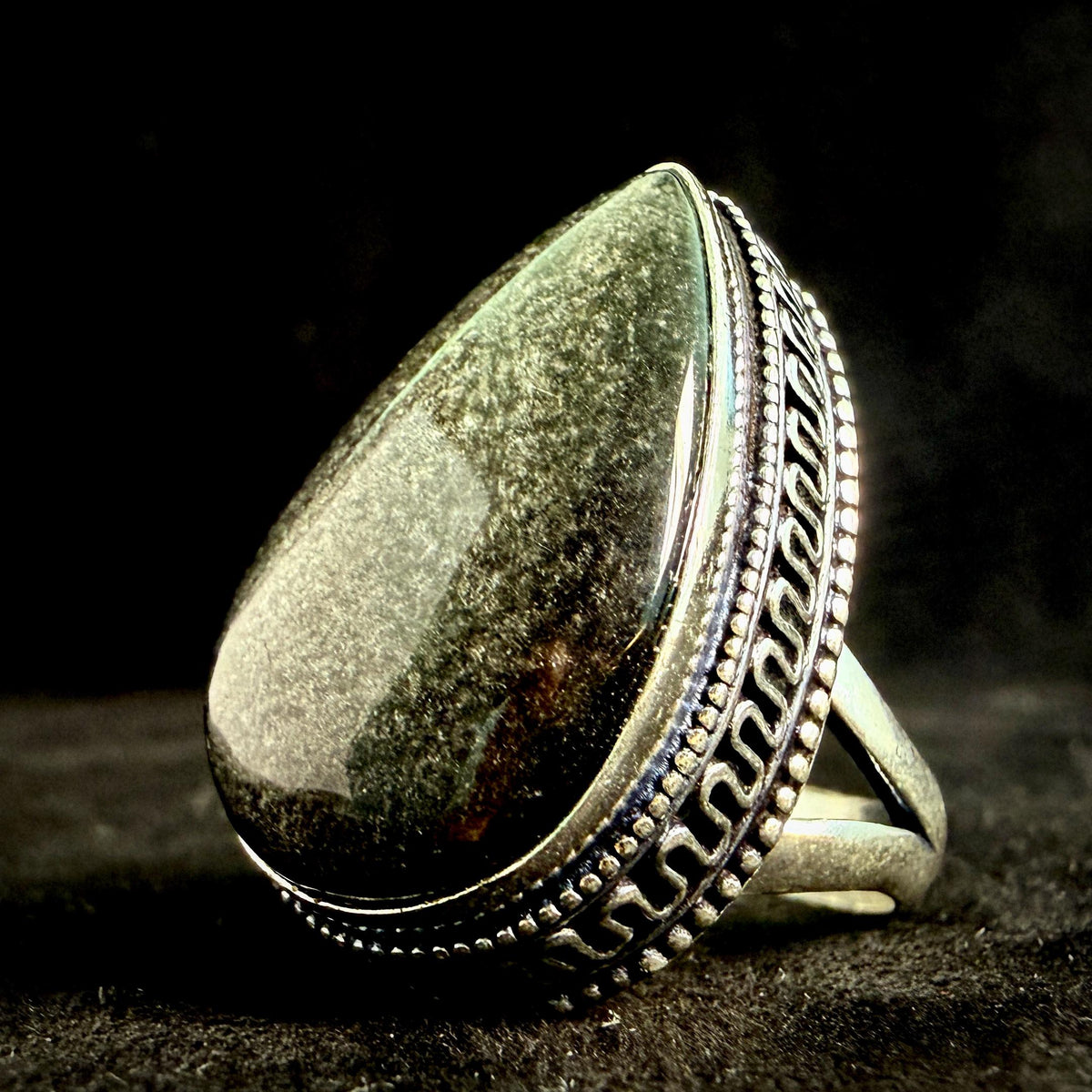 Araqiel Grigori Watcher Ring · Fallen Angel Spirit Vessel · Earth Signs, Property Insight, Hidden Conditions & Land Divination