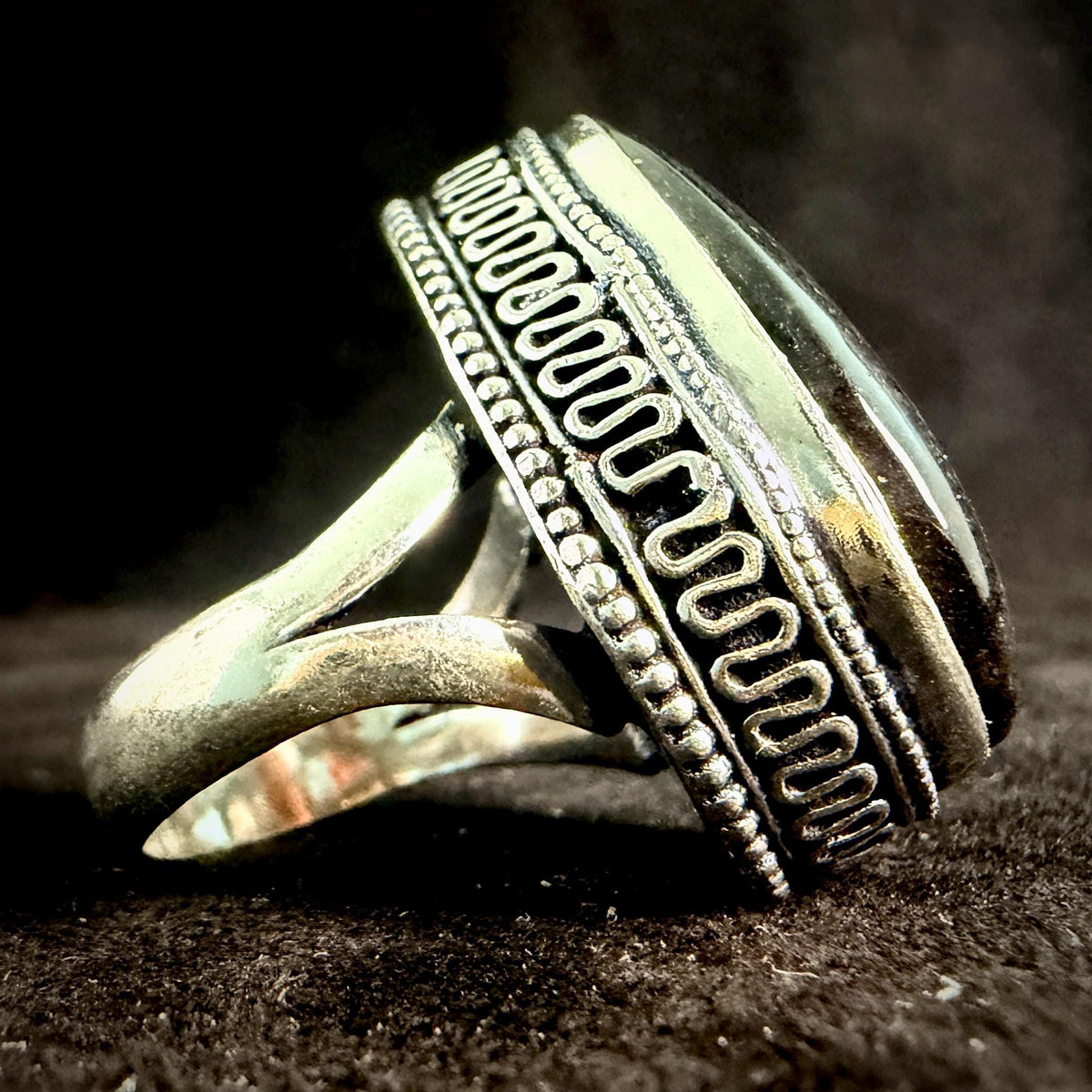 Araqiel Grigori Watcher Ring · Fallen Angel Spirit Vessel · Earth Signs, Property Insight, Hidden Conditions & Land Divination